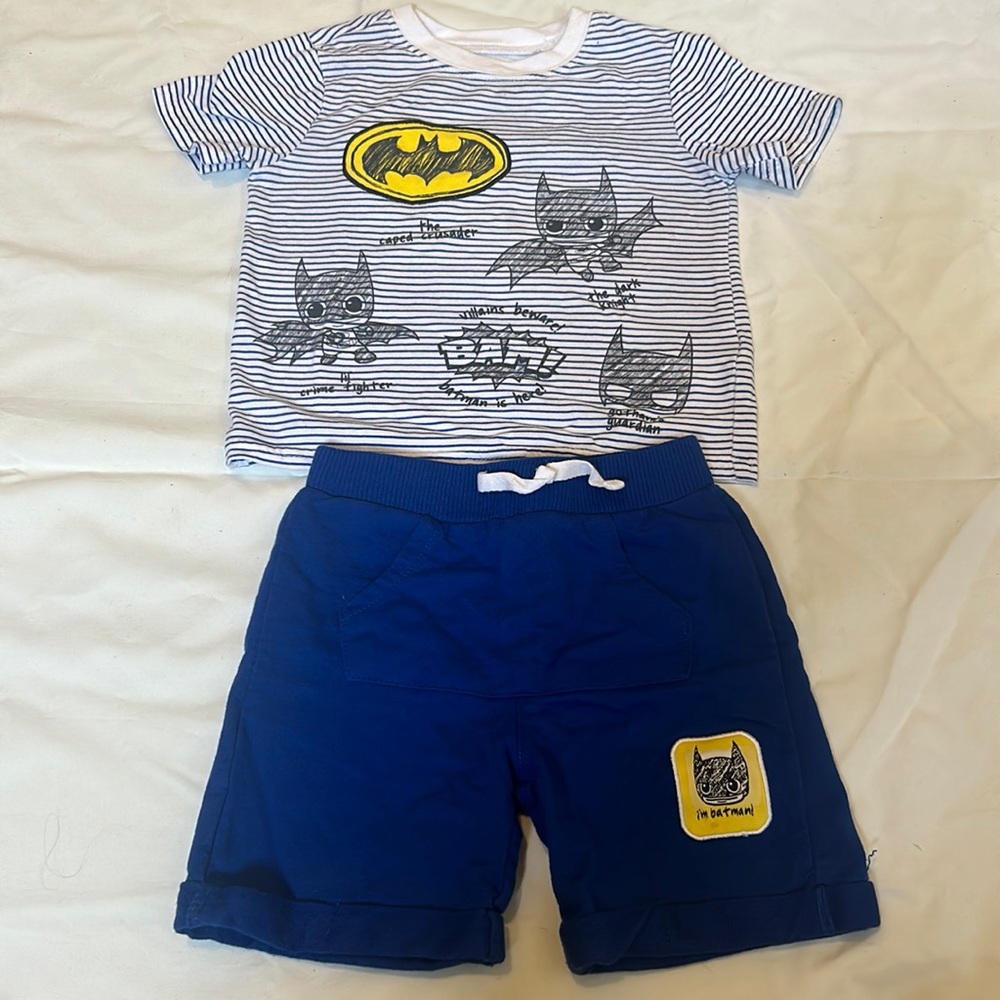 Like new boys Batman 2 piece shorts set